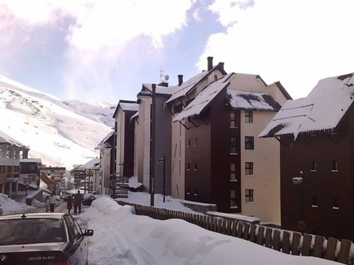 Apartamentos Monte Oiz Asn Sierra Nevada Eksteriør billede